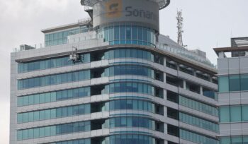 angola quits opec over lower production quotas